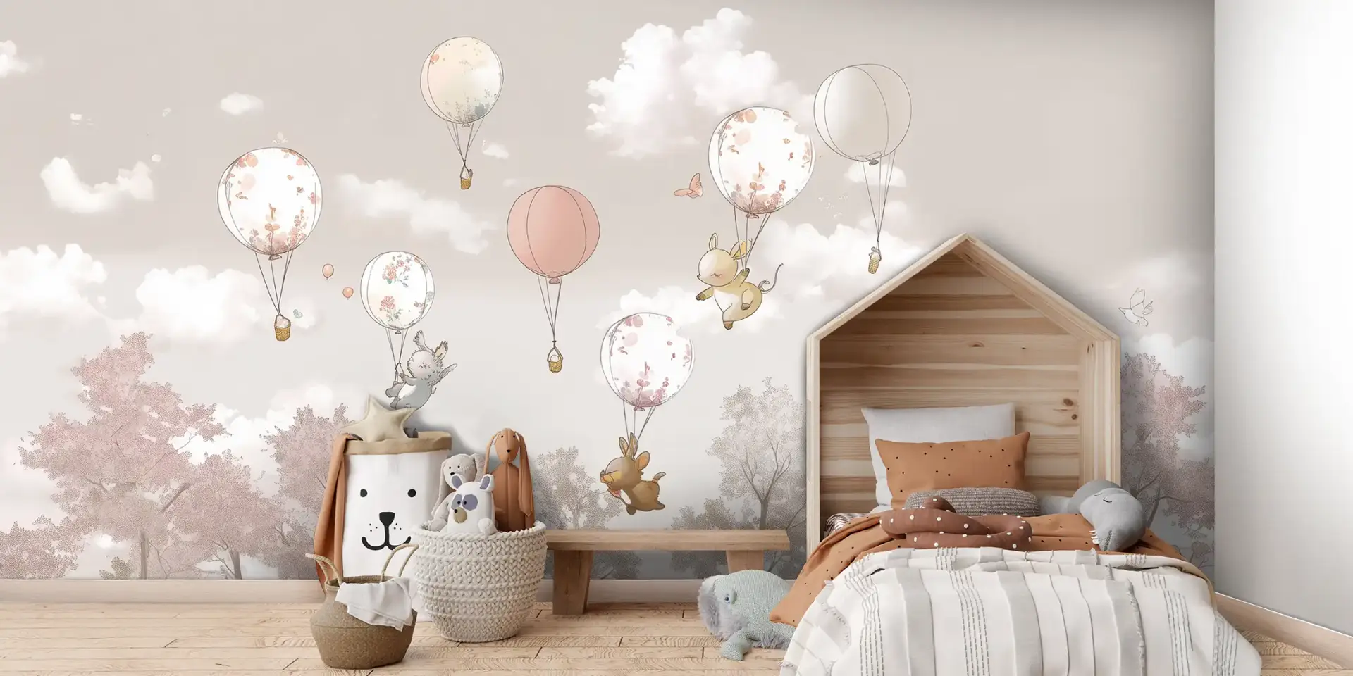 Toile tendue murale Animaux et ballons, posée dans un intérieur